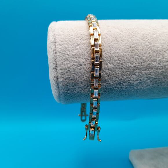 Vintage Clear Baguette Rhinestone Tennis Bracelet, Gold Plated, 7 Inches - Picture 2 of 10